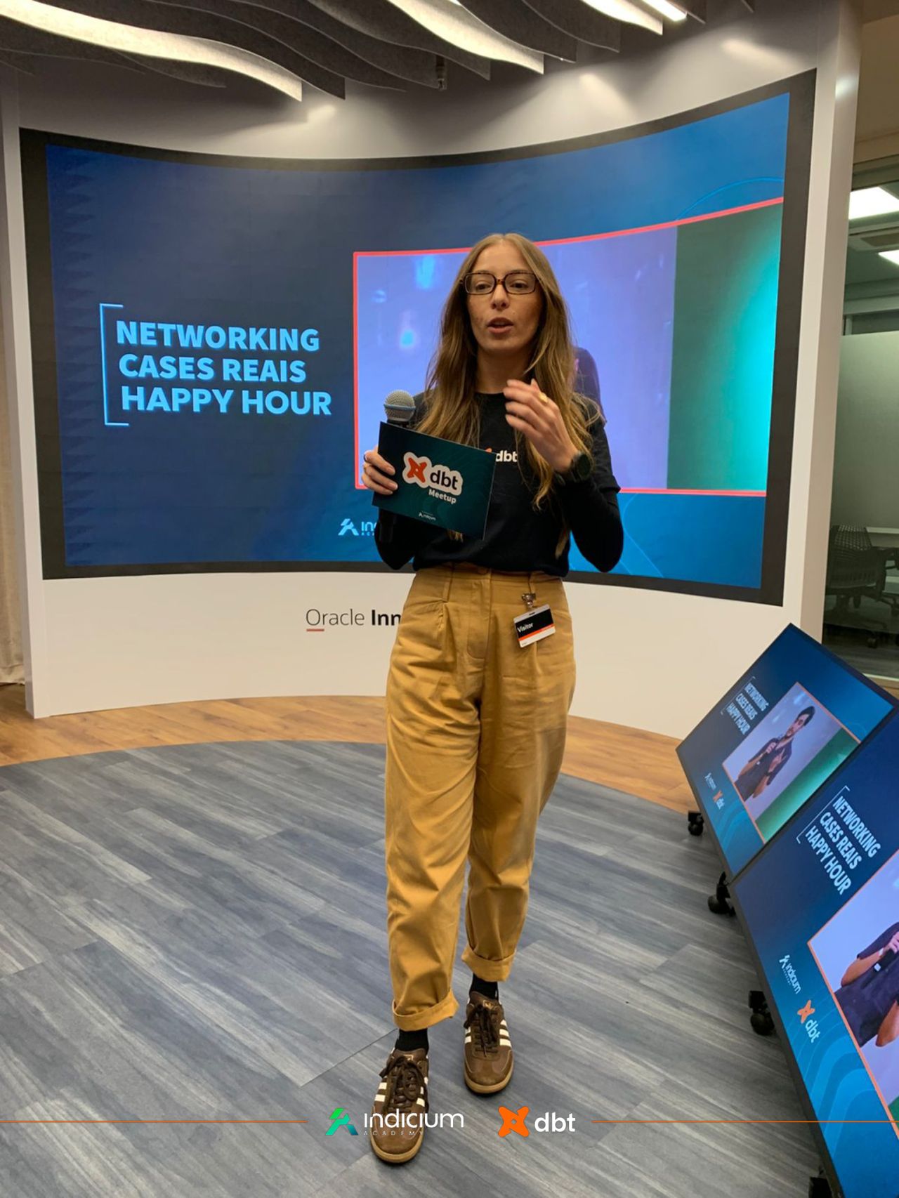 Networking, real cases, and happy hour with the dbt community